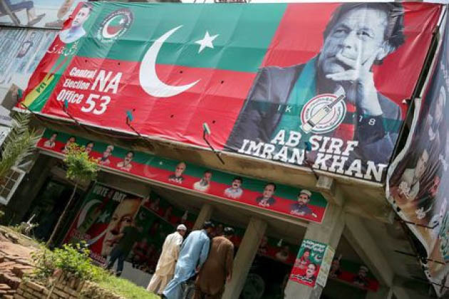 Rivals Concede Pakistan Election to  Imran Khan; EU Flags Concerns